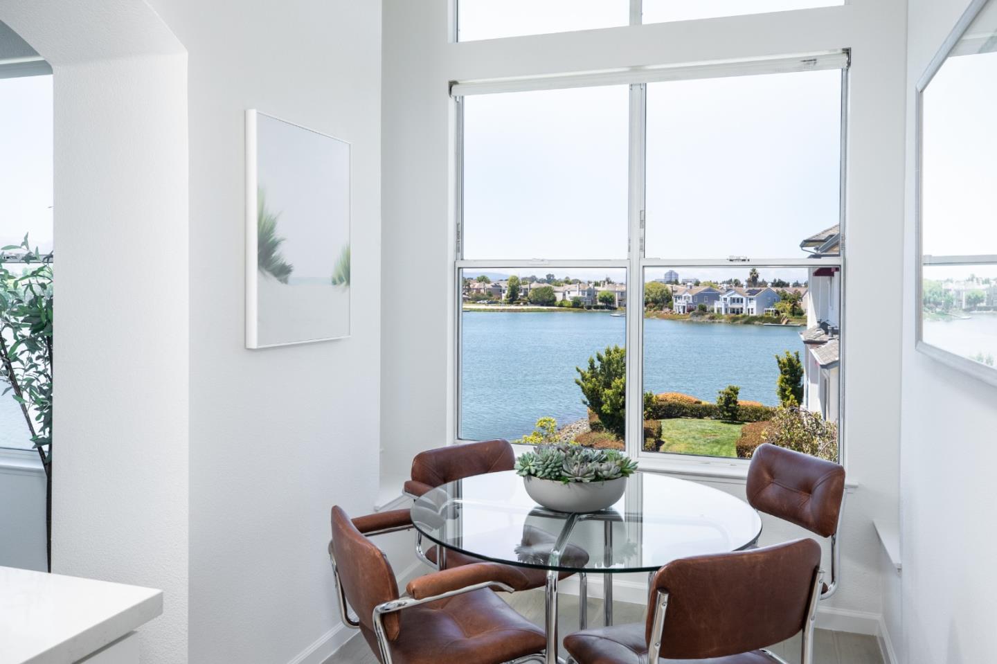 500 Baltic Circle 536