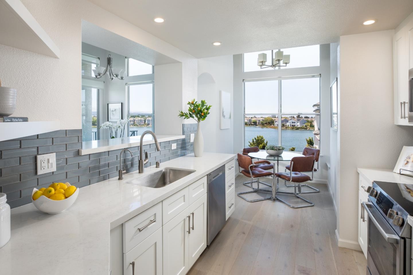 500 Baltic Circle 536