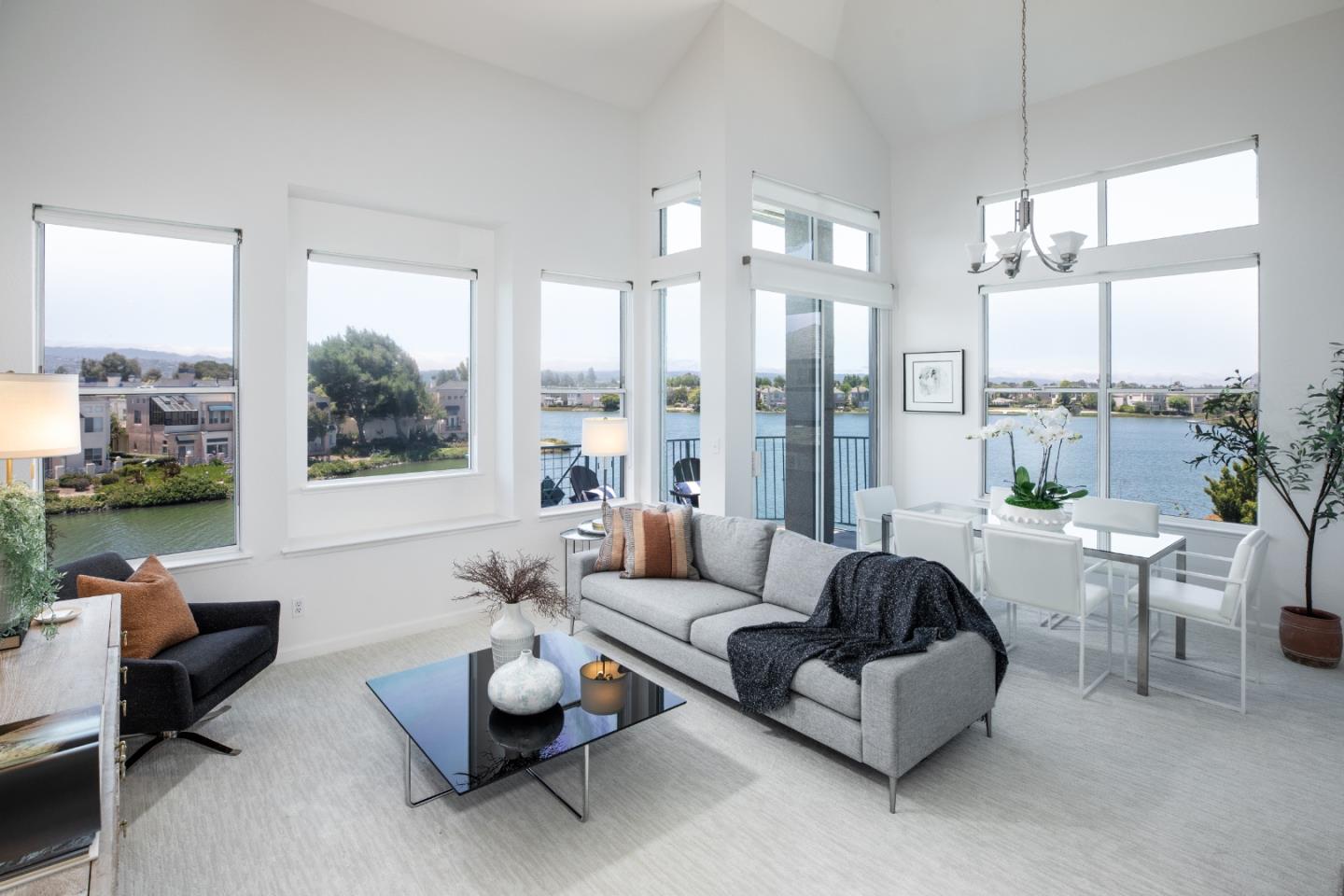 500 Baltic Circle 536