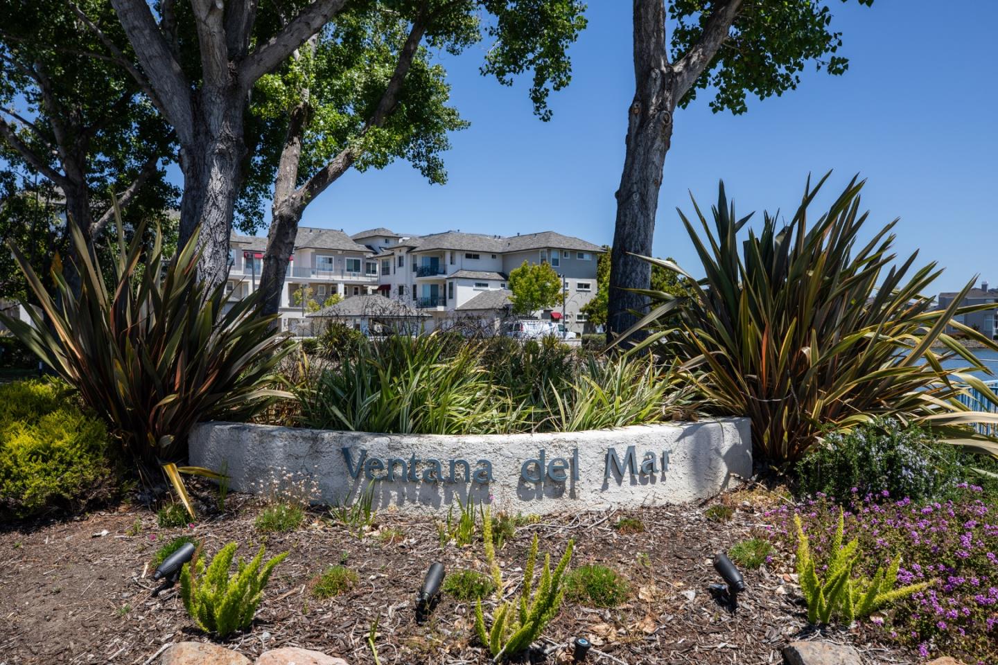 500 Baltic Circle 536