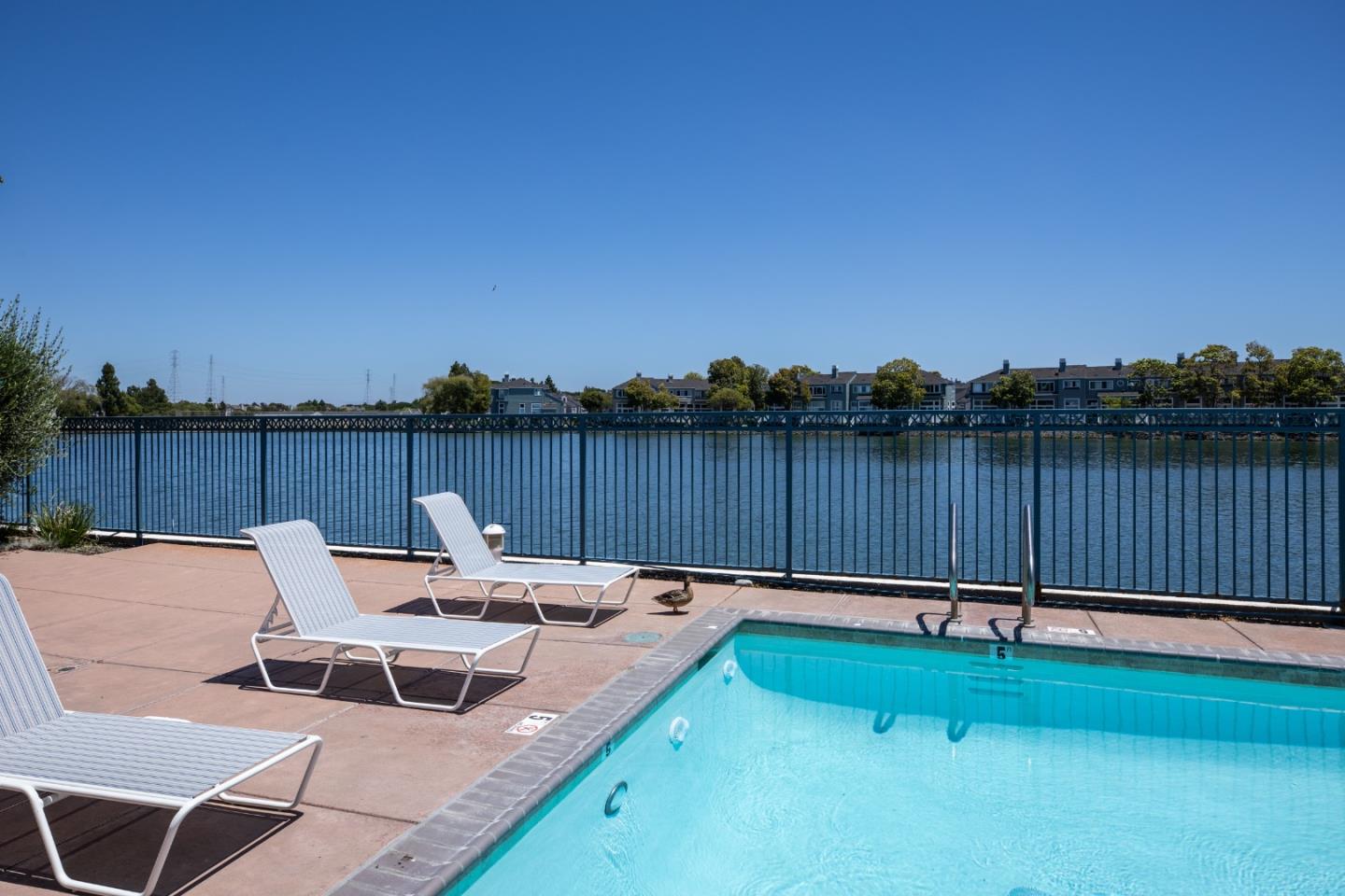 500 Baltic Circle 536
