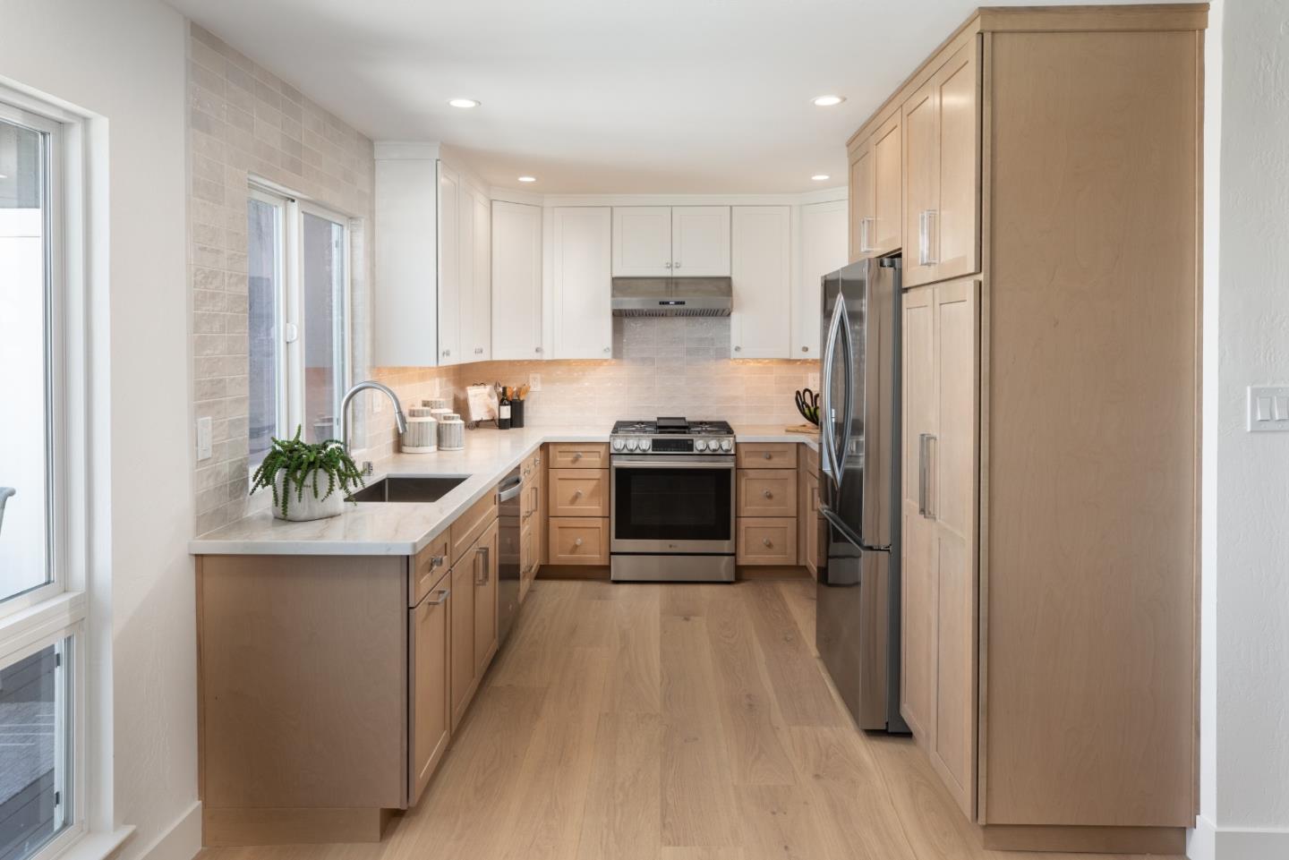 2507 Hastings DR