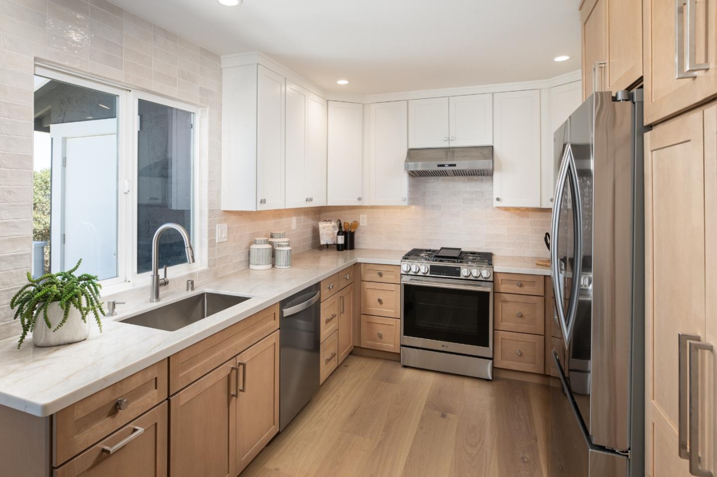 2507 Hastings DR