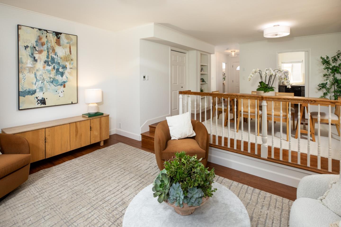 229 E Bellevue AVE 9