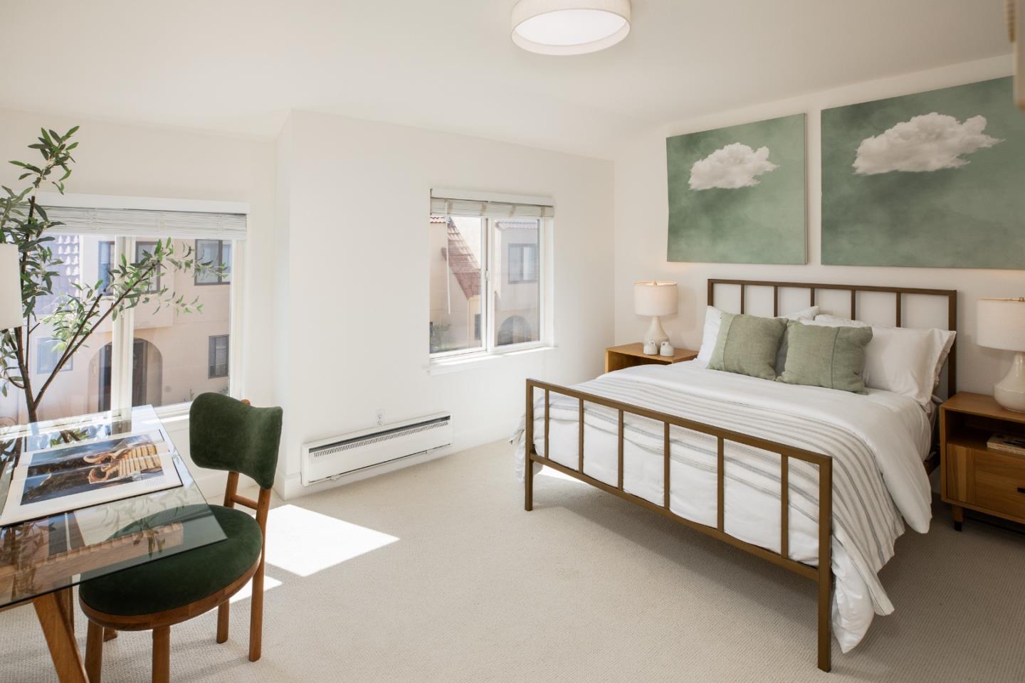 229 E Bellevue AVE 9