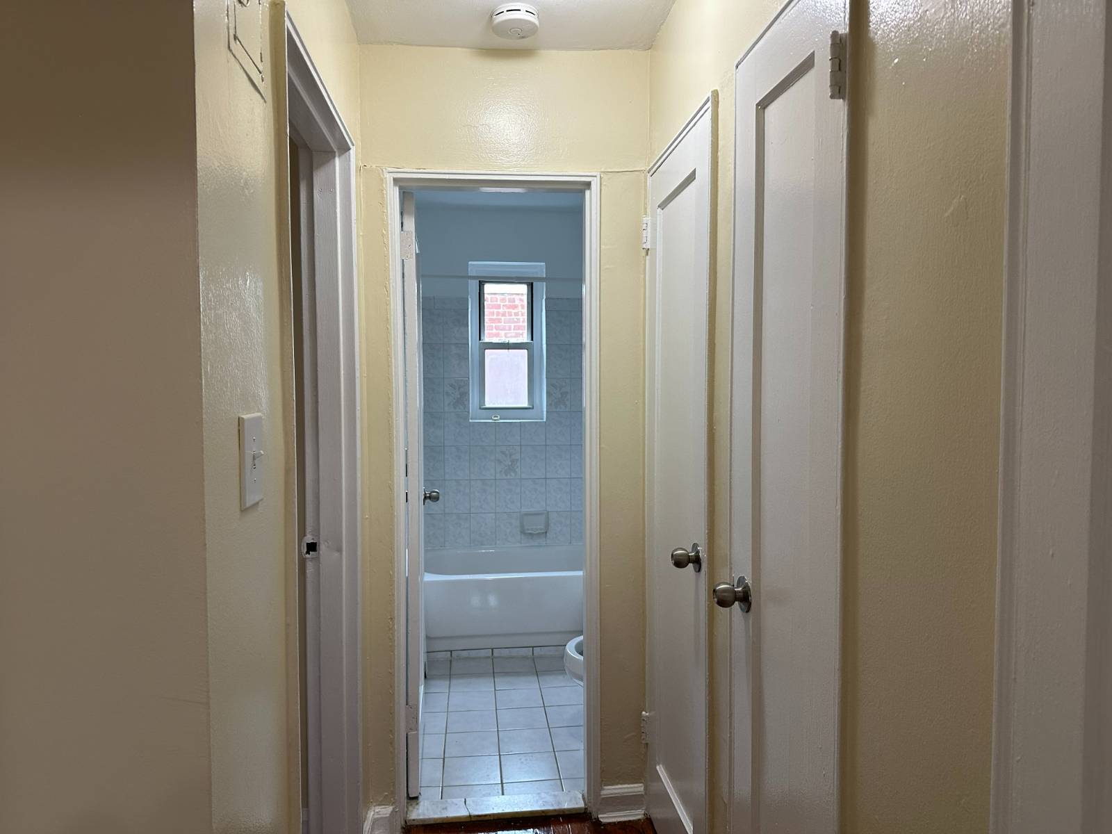 194-18 37 Ave, #1Fl