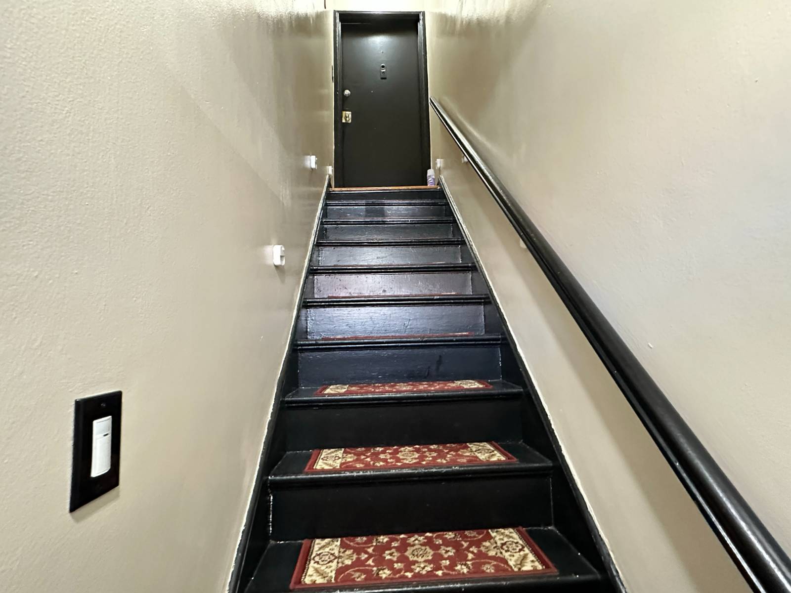 194-08 37 Ave