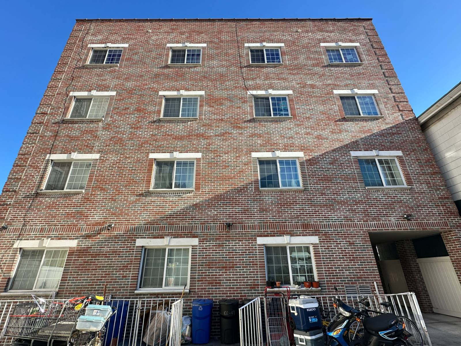 102-49 43 Ave