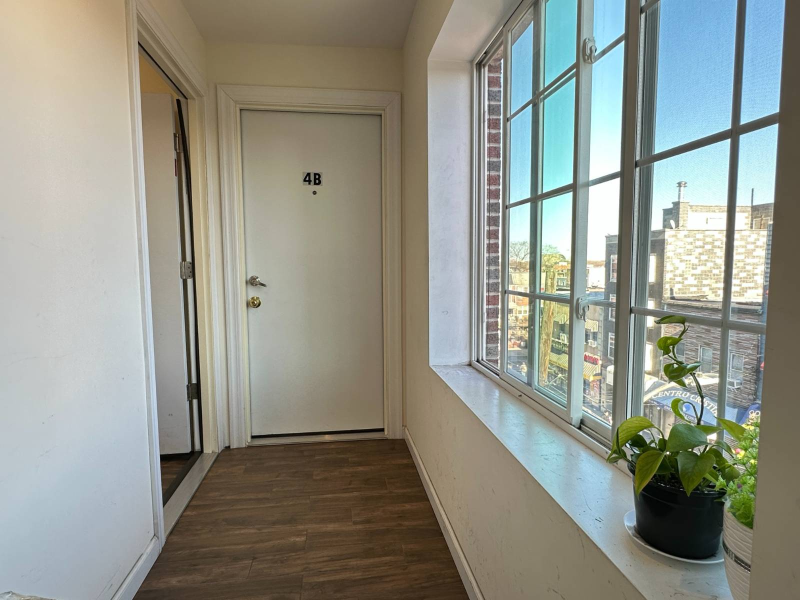 102-49 43 Ave