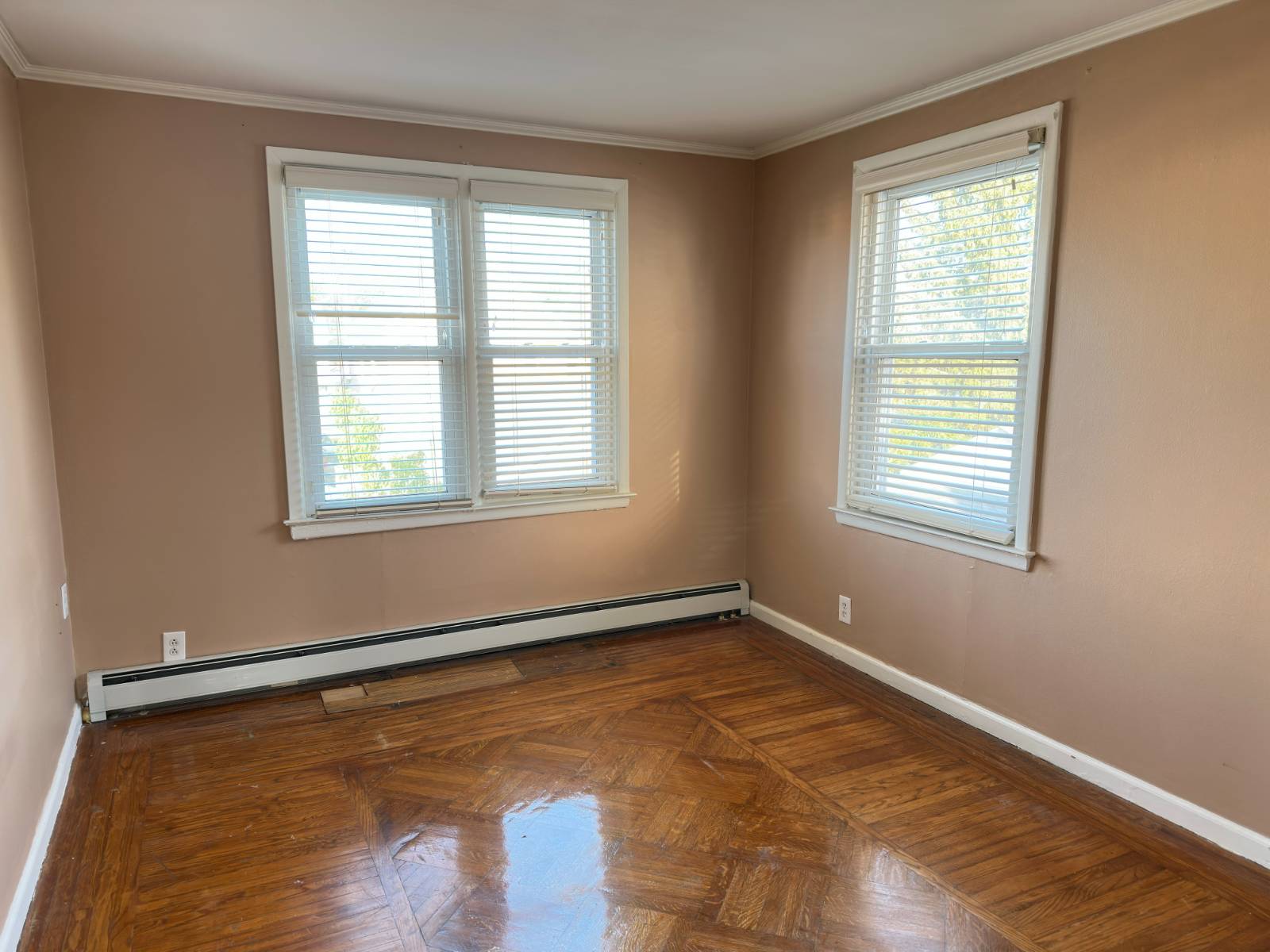 48-27 202 St, #2Fl