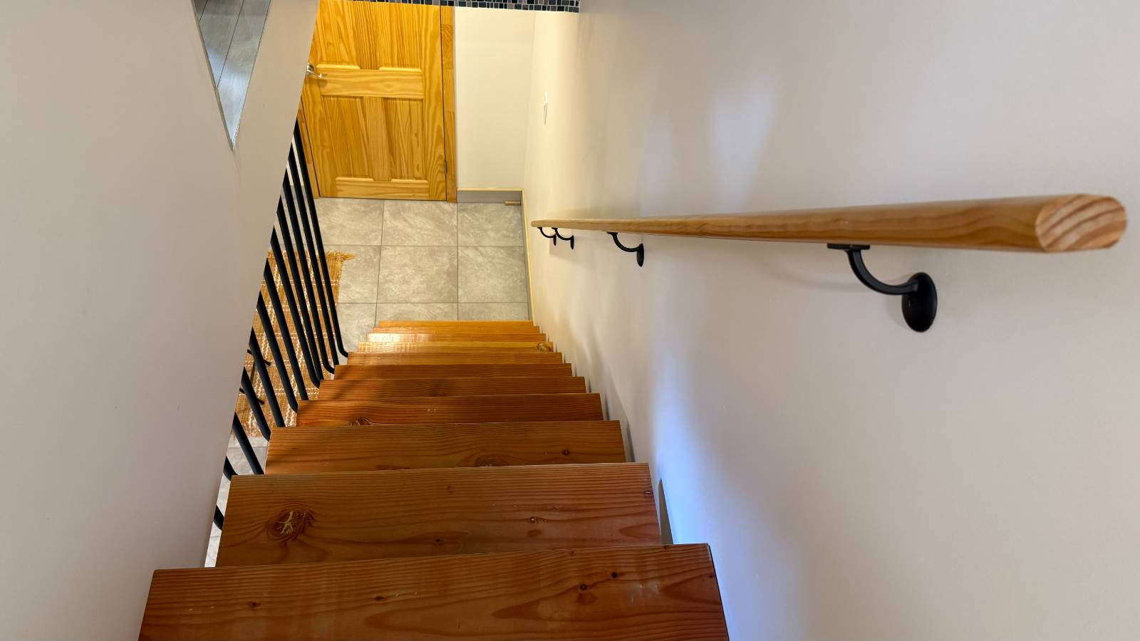 240-31 65 Ave