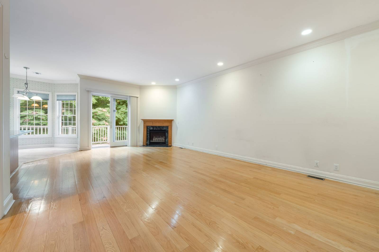19 Kensington Cir