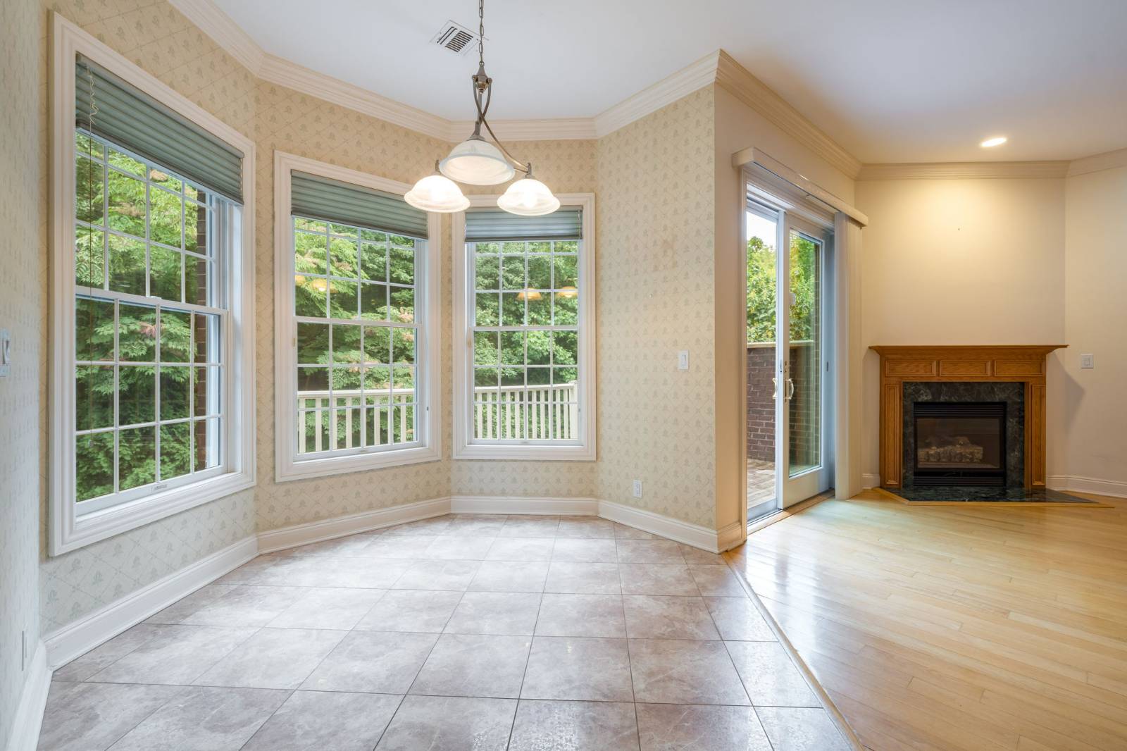19 Kensington Cir