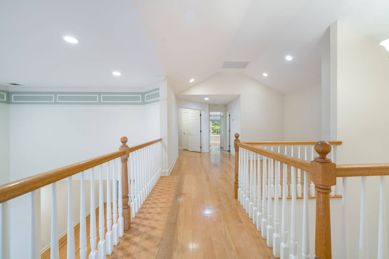 19 Kensington Cir