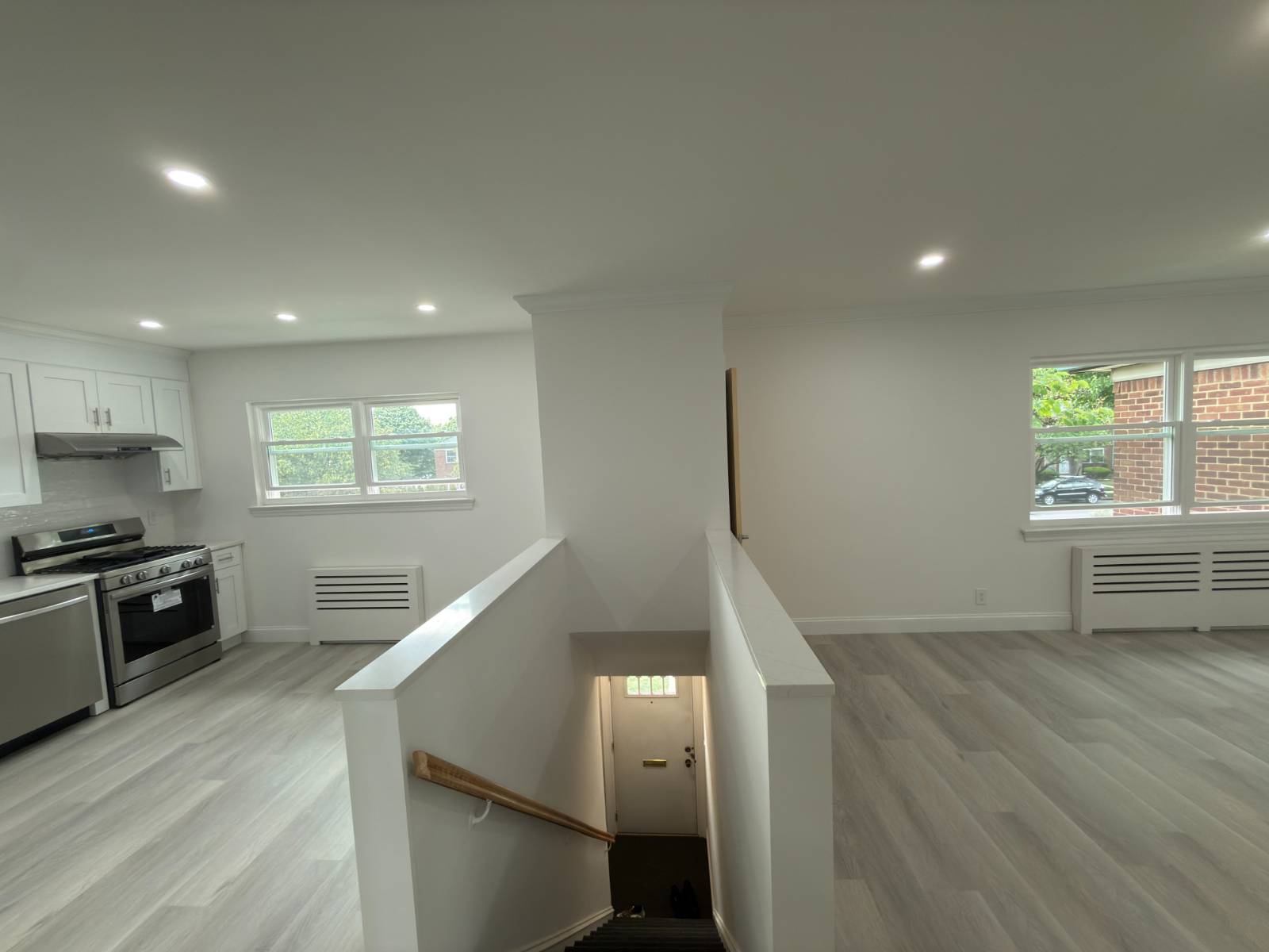 56-49B Utopia Pkwy