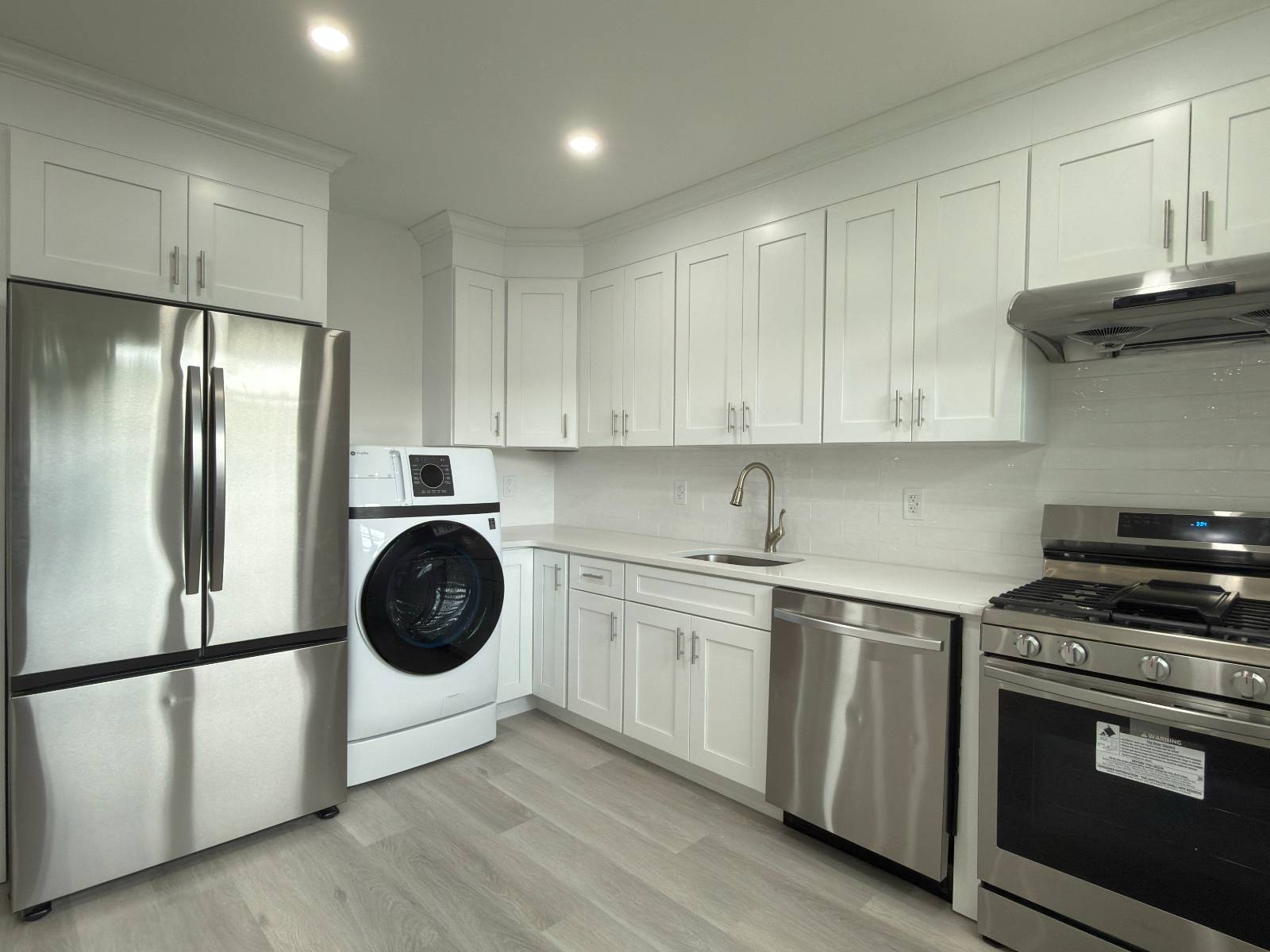 56-49B Utopia Pkwy