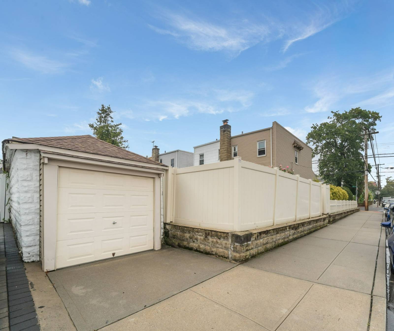 198-28 33 Ave