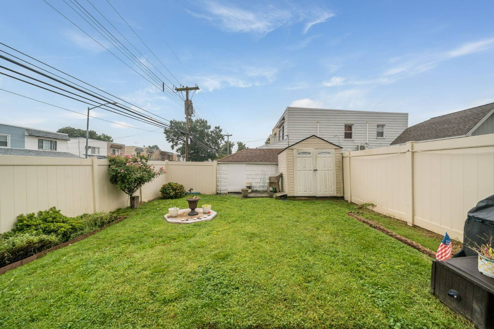 198-28 33 Ave