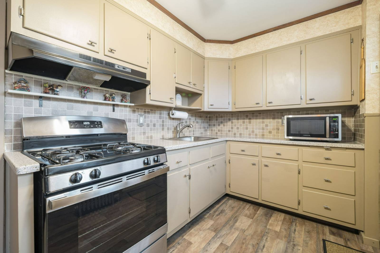 198-28 33 Ave