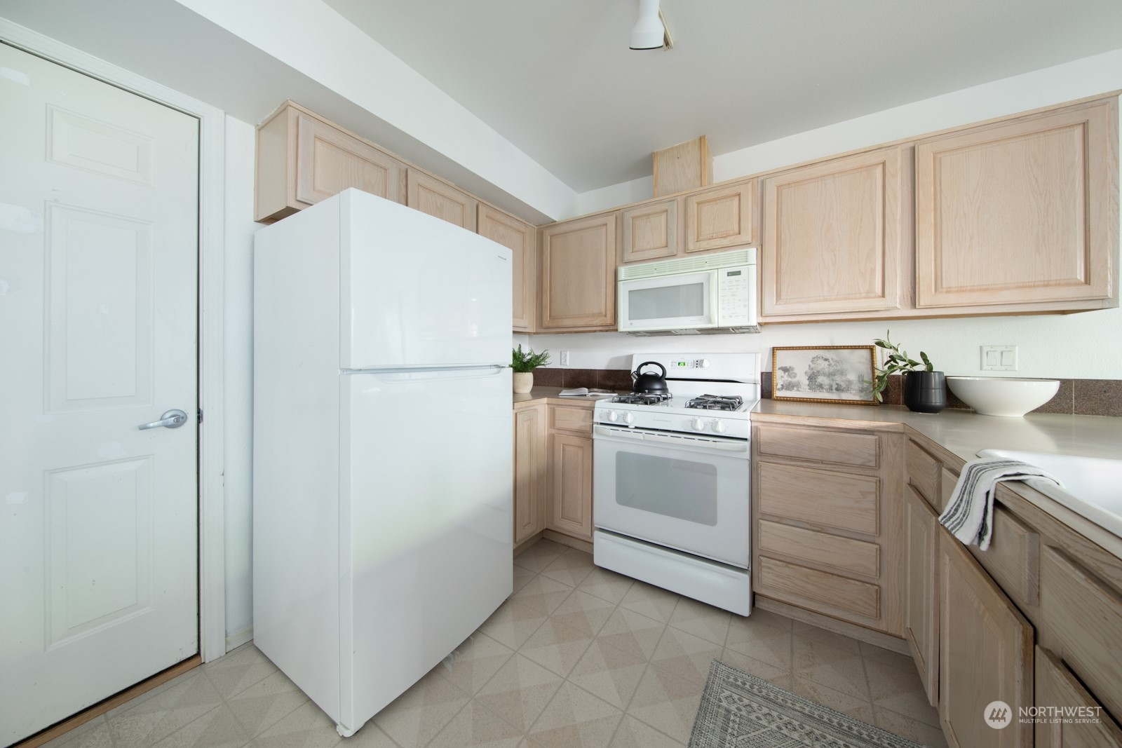 2218 S 336th St Unit: 602