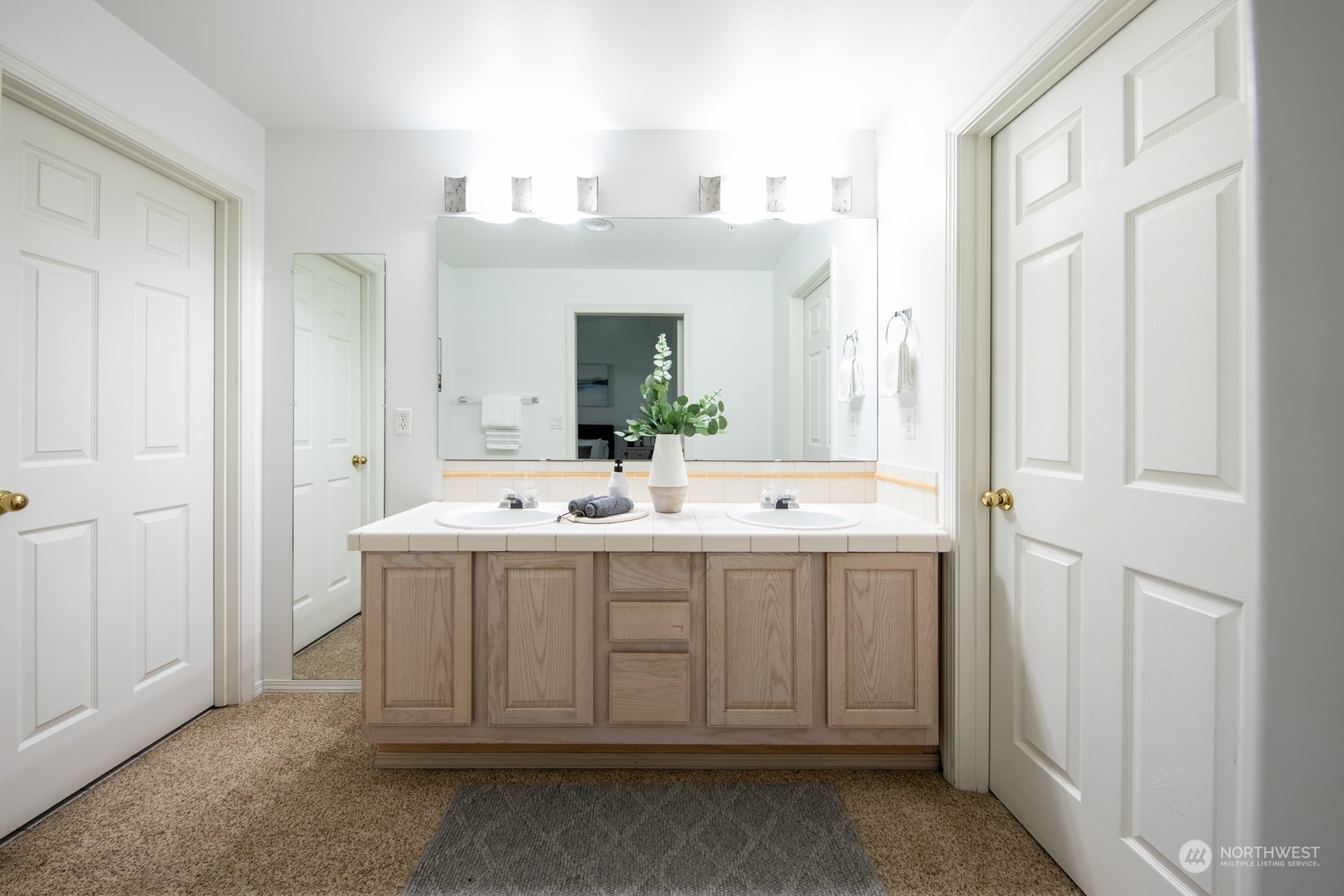 2218 S 336th St Unit: 602