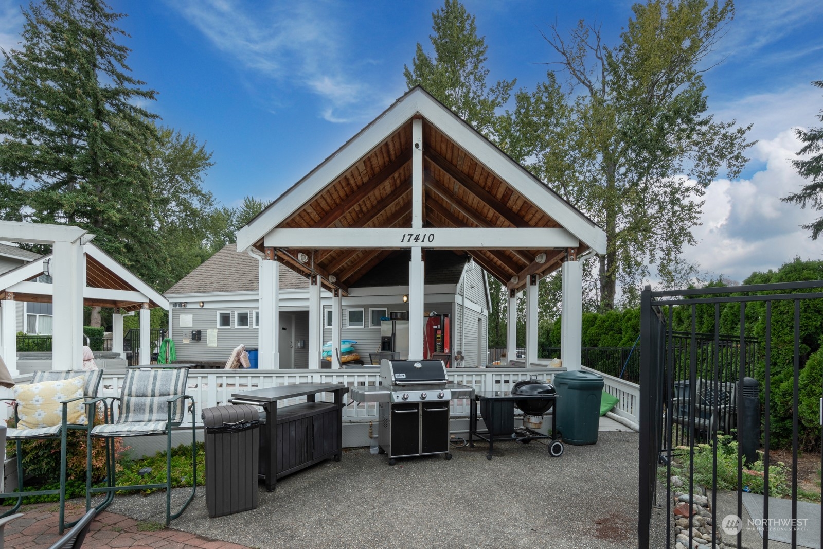 17104 NE 45th Street Unit: 3