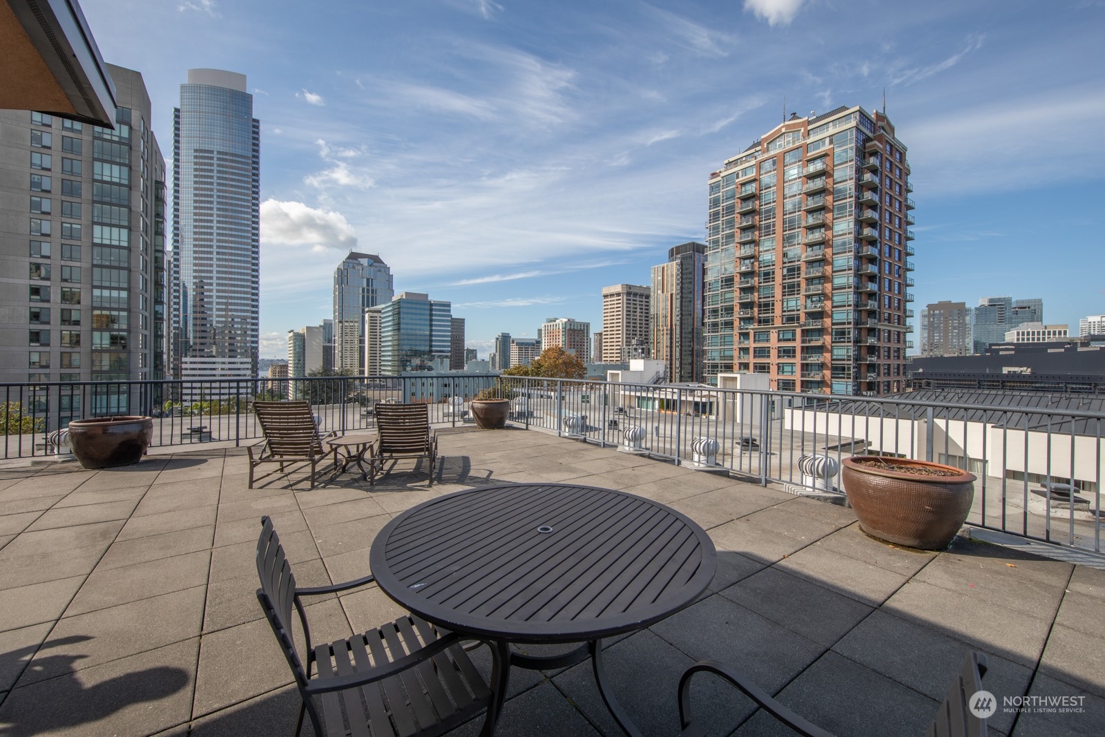 1323 Boren Avenue Unit: 311