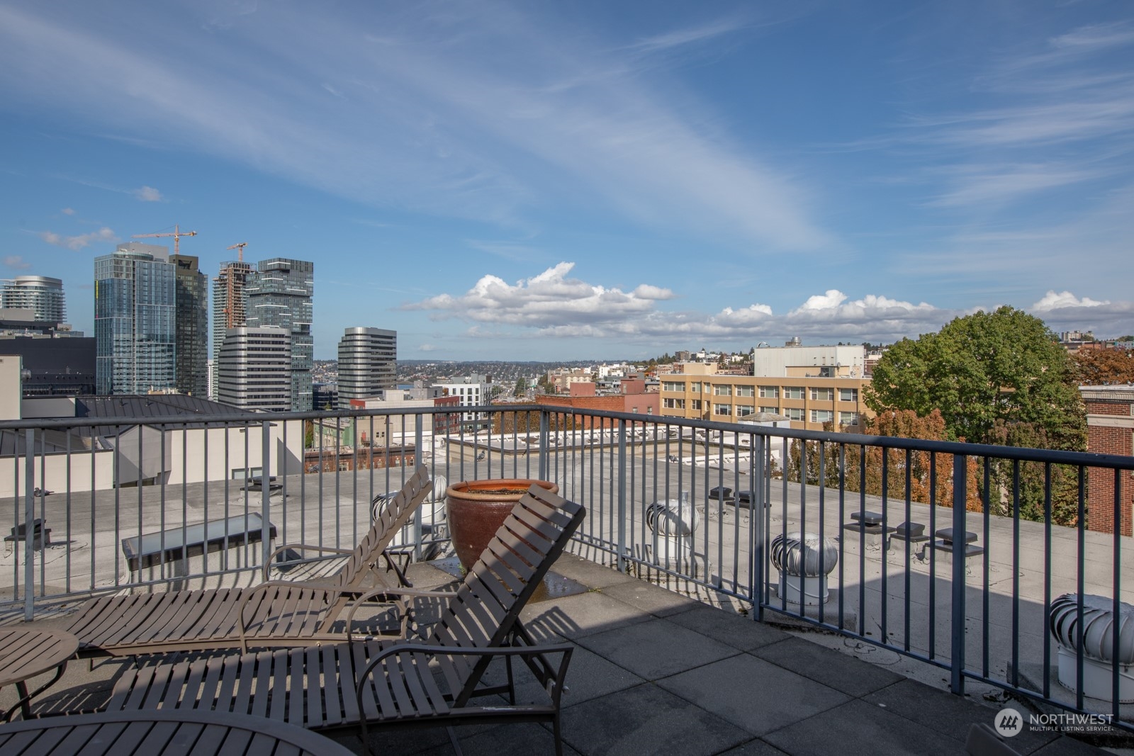 1323 Boren Avenue Unit: 311