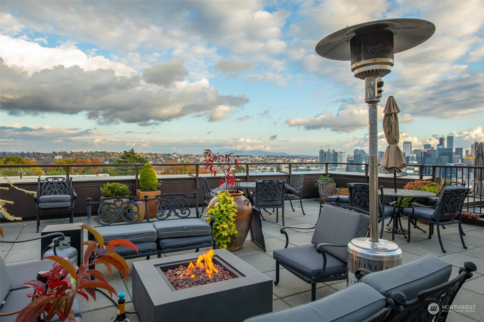 201 Galer Street Unit: 502