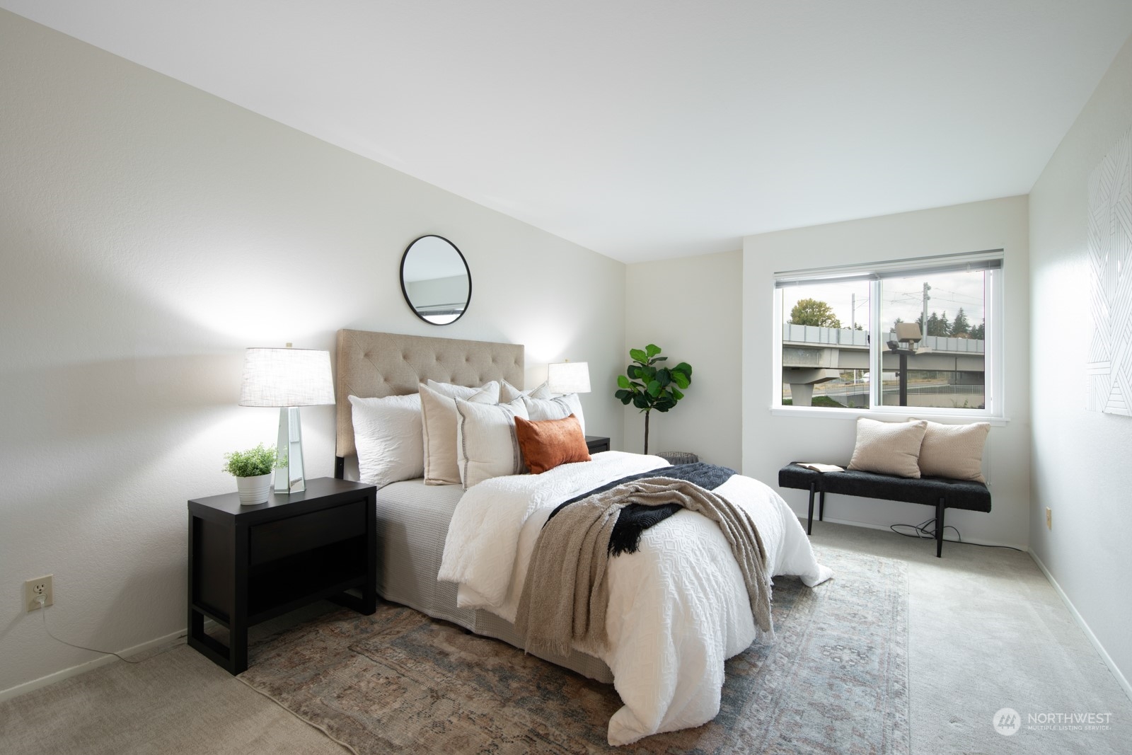 11300 1st Avenue NE Unit: 204