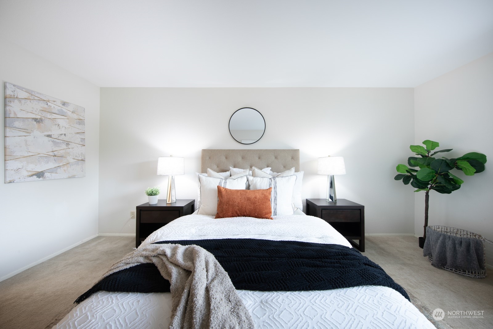 11300 1st Avenue NE Unit: 204