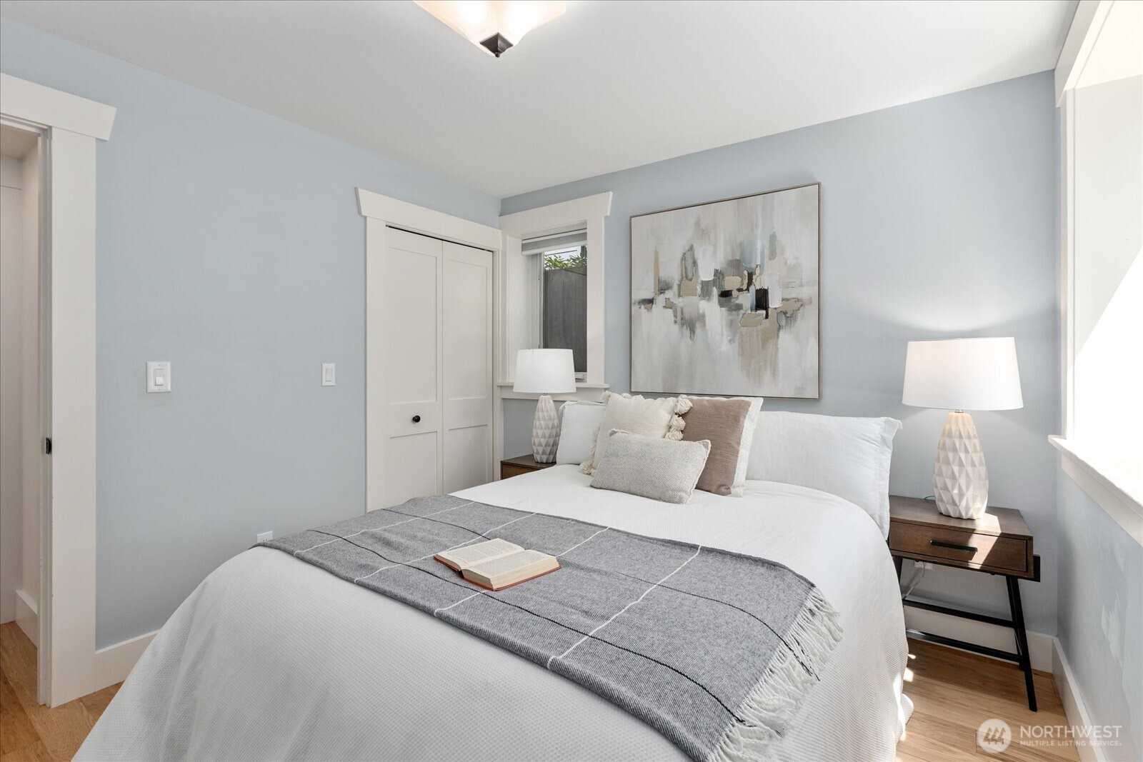 2629 E Valley Street