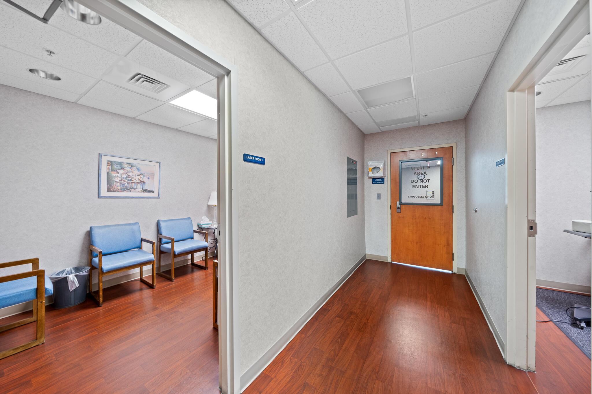 1995 W Nasa Boulevard