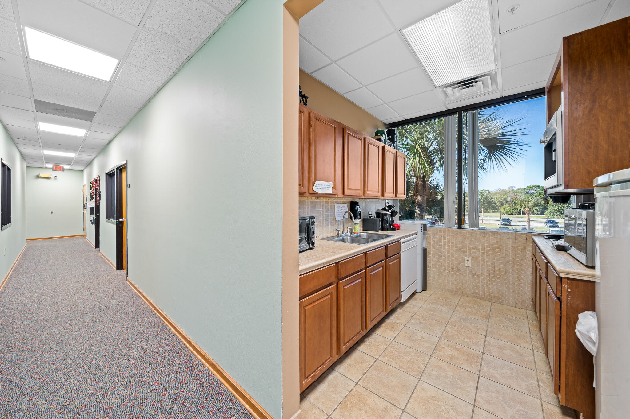 1995 W Nasa Boulevard