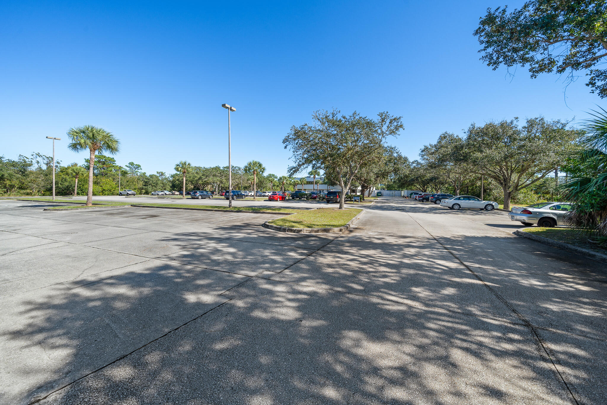 1995 W Nasa Boulevard