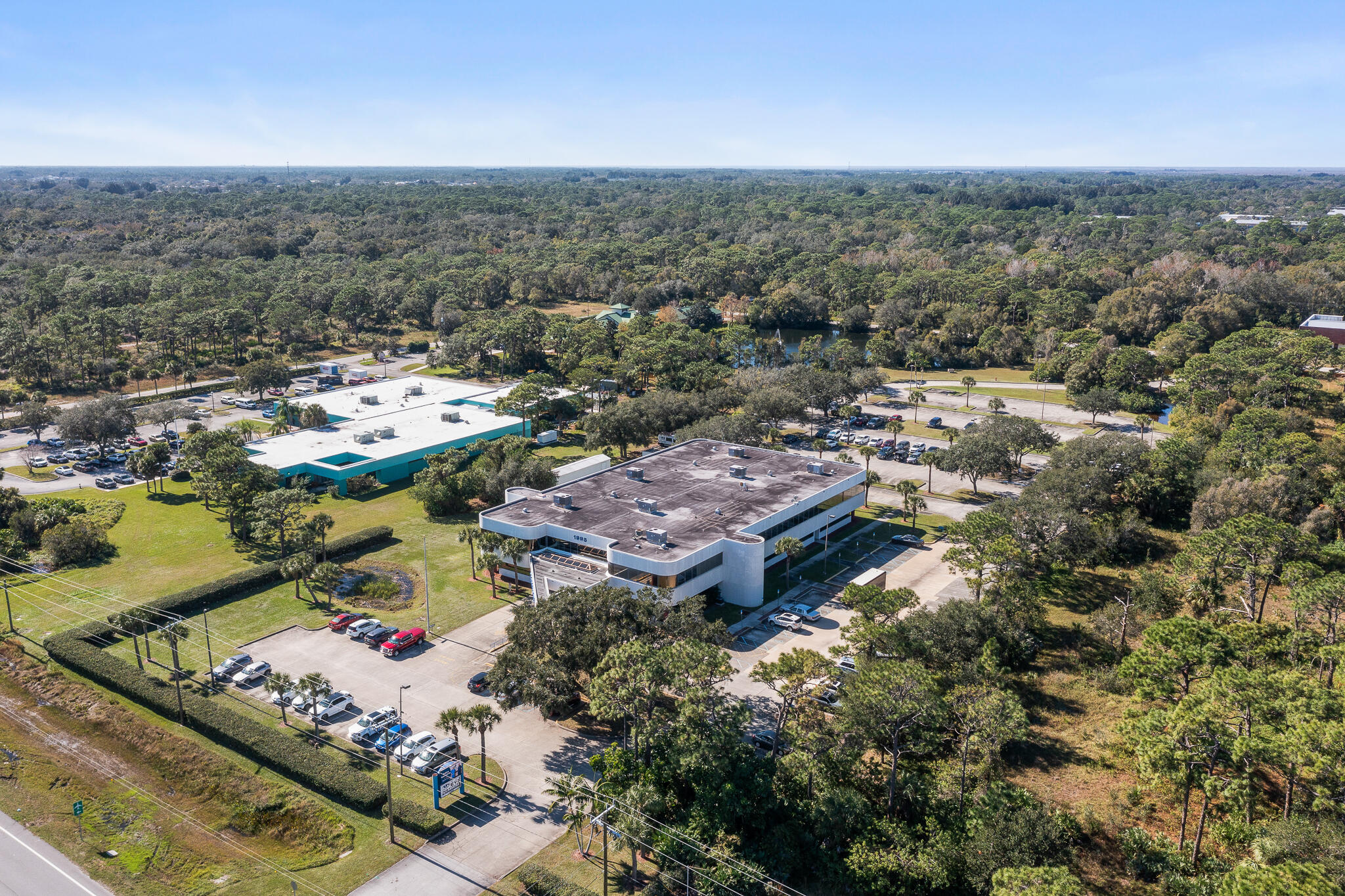 1995 W Nasa Boulevard