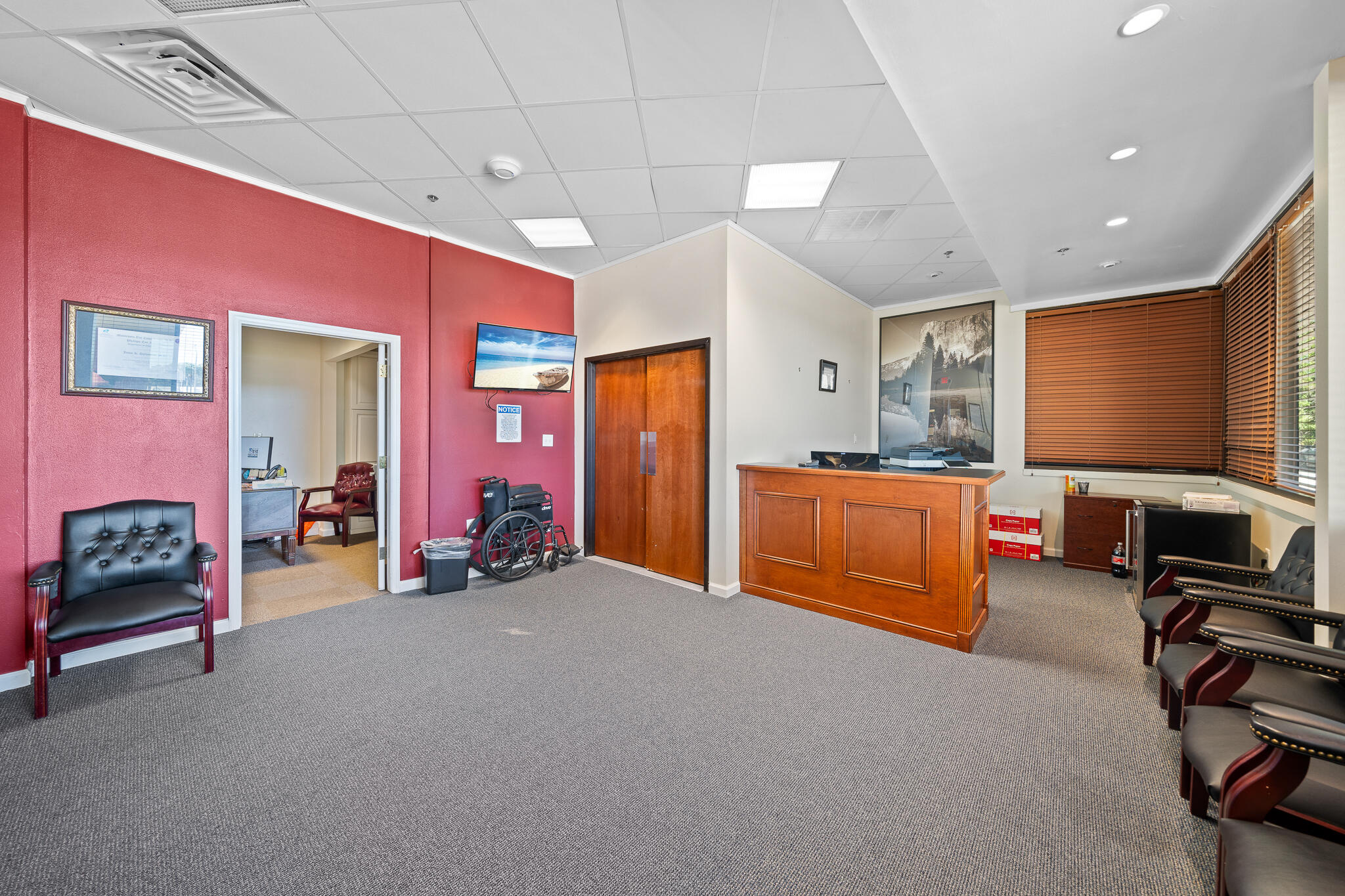 1995 W Nasa Boulevard