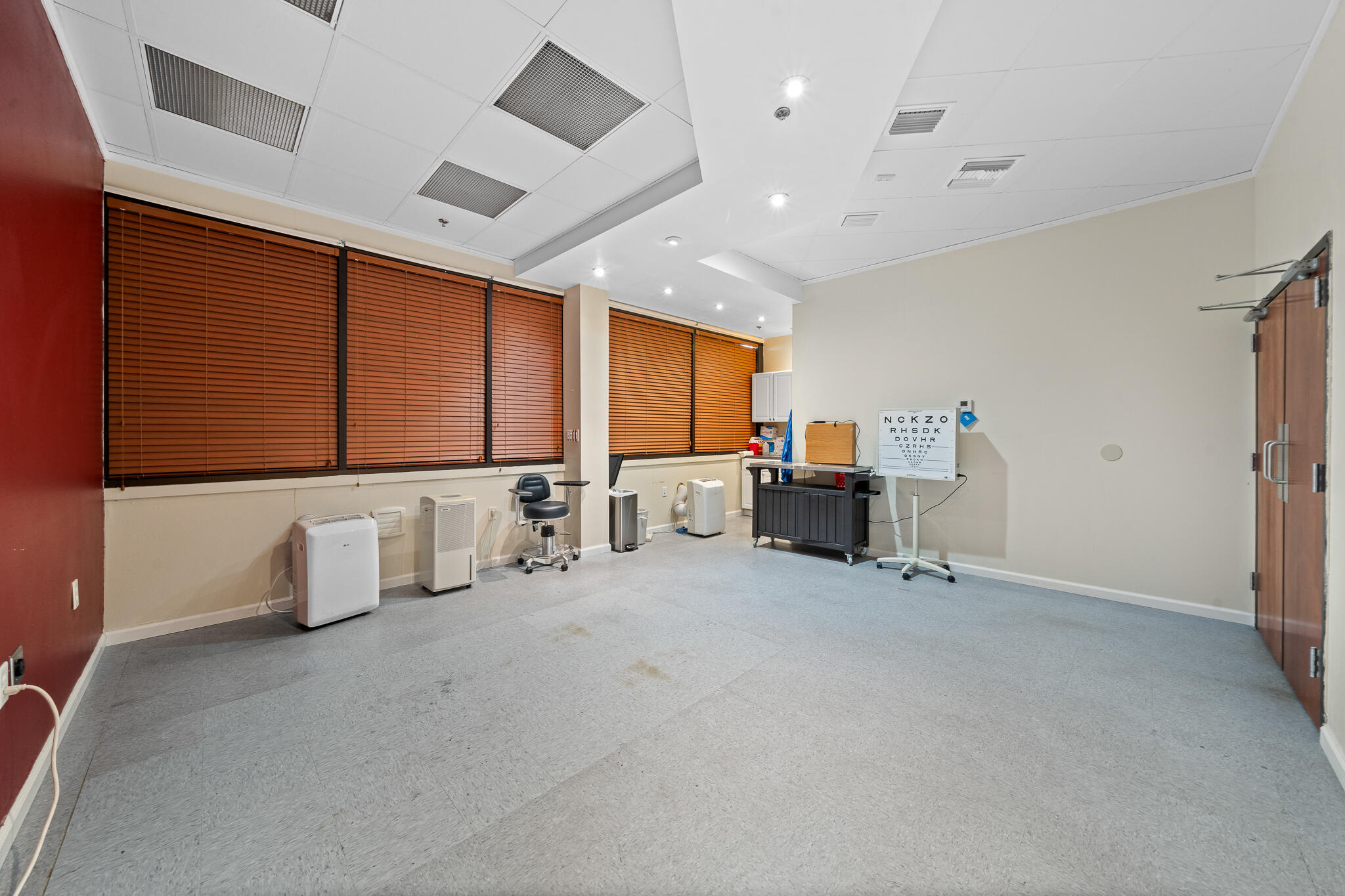 1995 W Nasa Boulevard