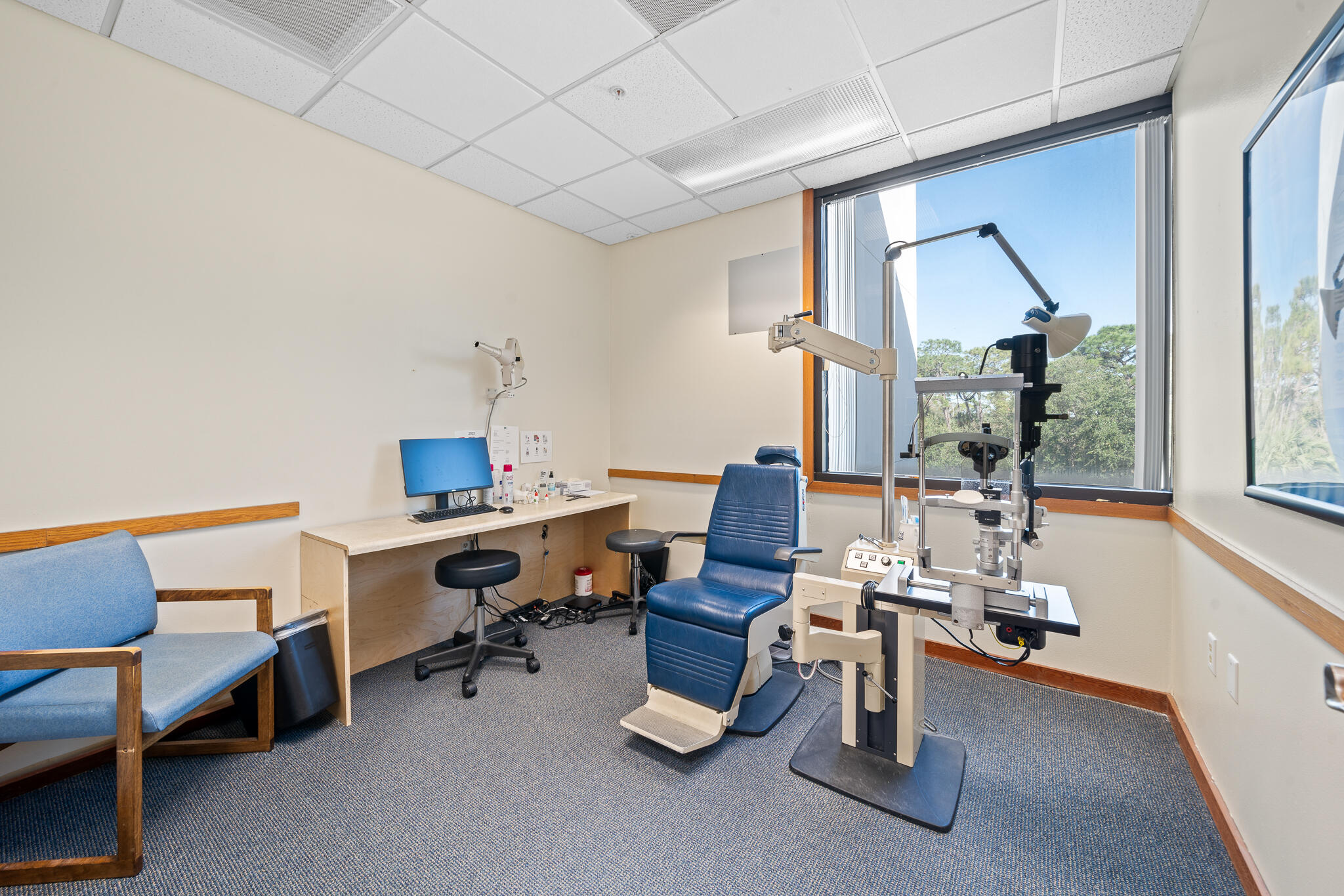 1995 W Nasa Boulevard