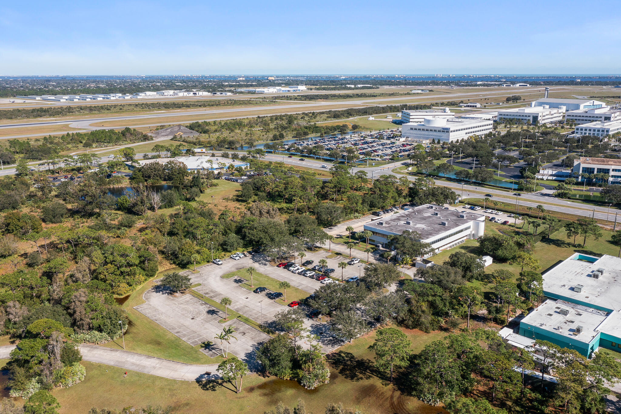 1995 W Nasa Boulevard