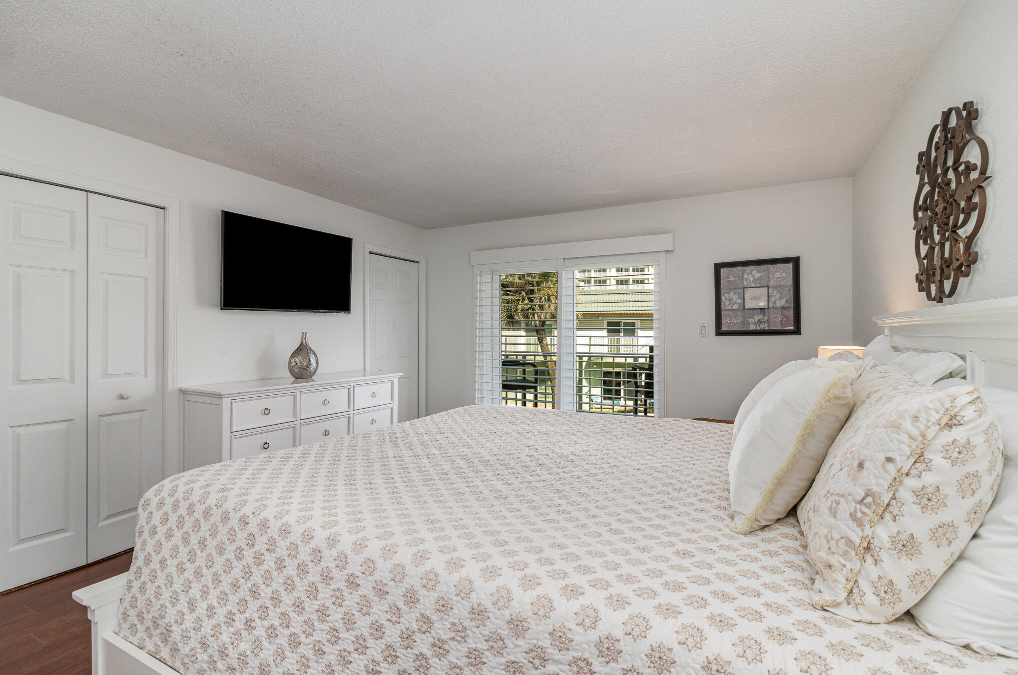 2925 N Highway A1a 116
