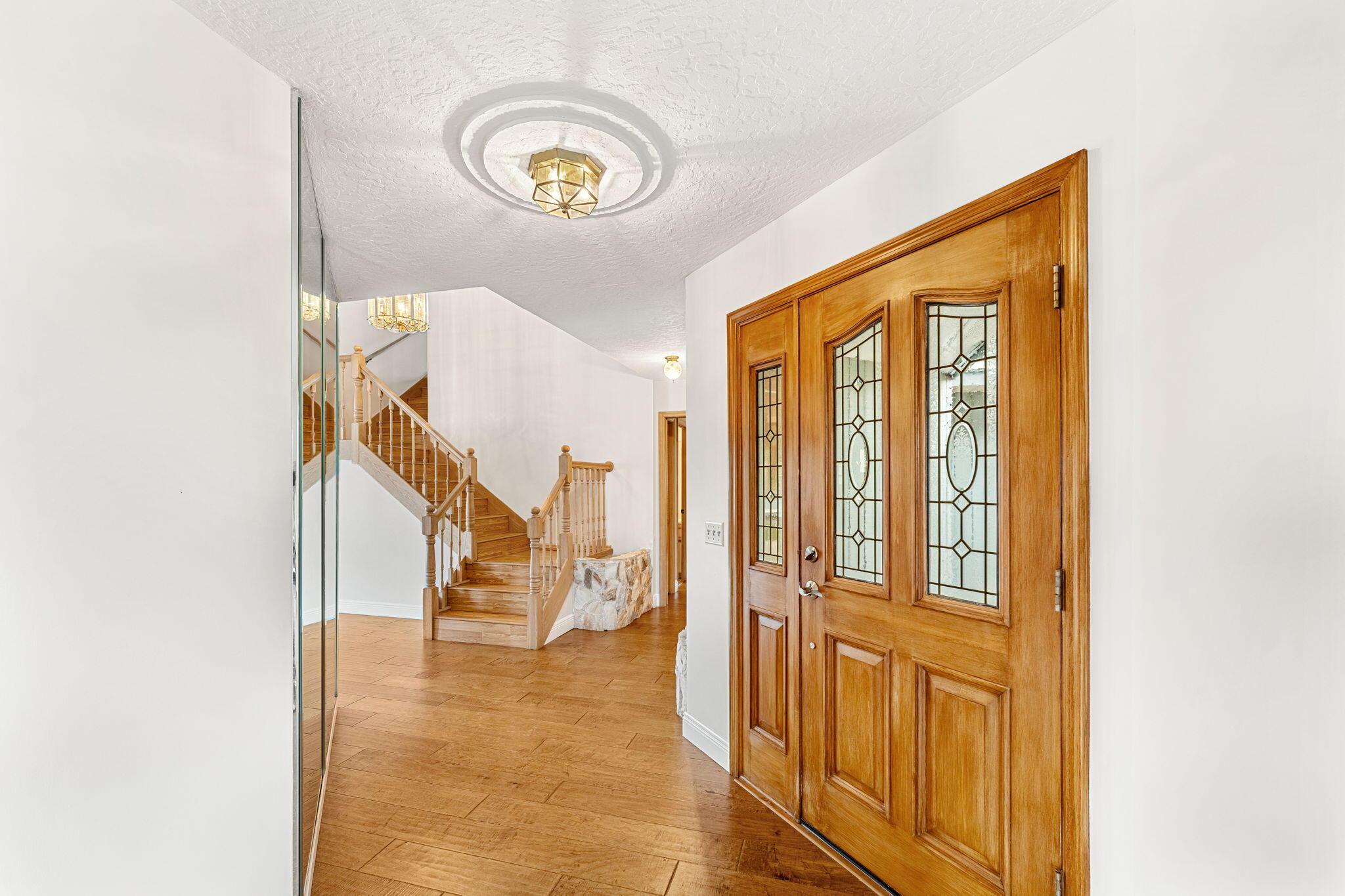 670 Rossmoor Circle