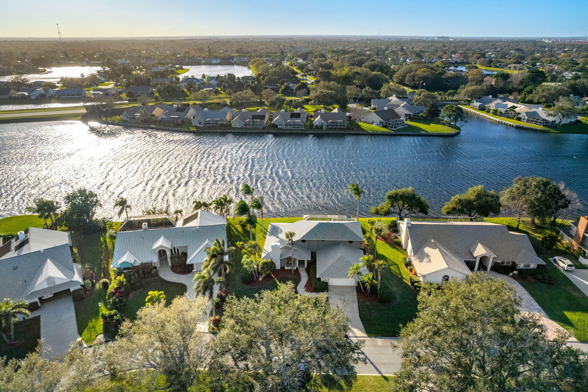 670 Rossmoor Circle