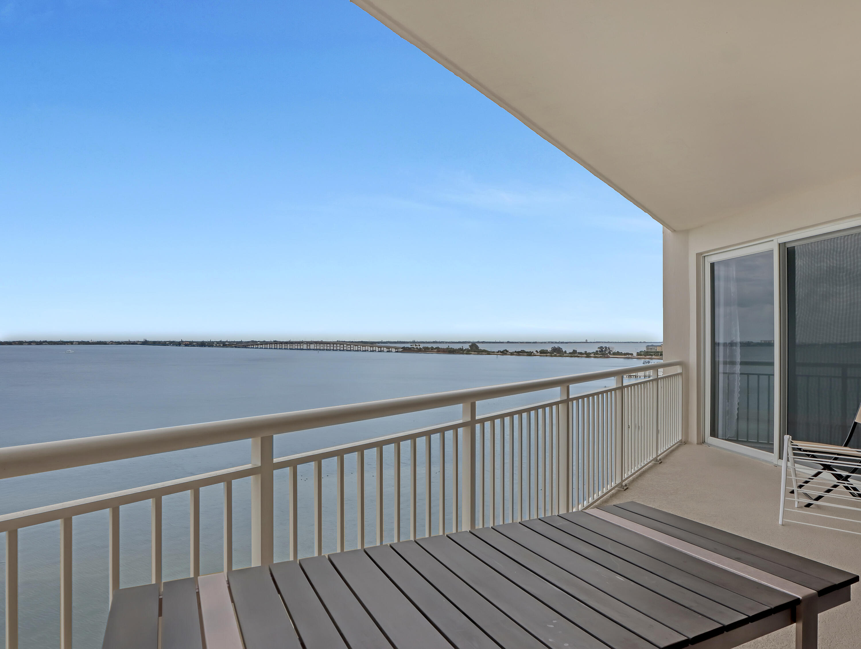 1435 S Harbor City Boulevard 703
