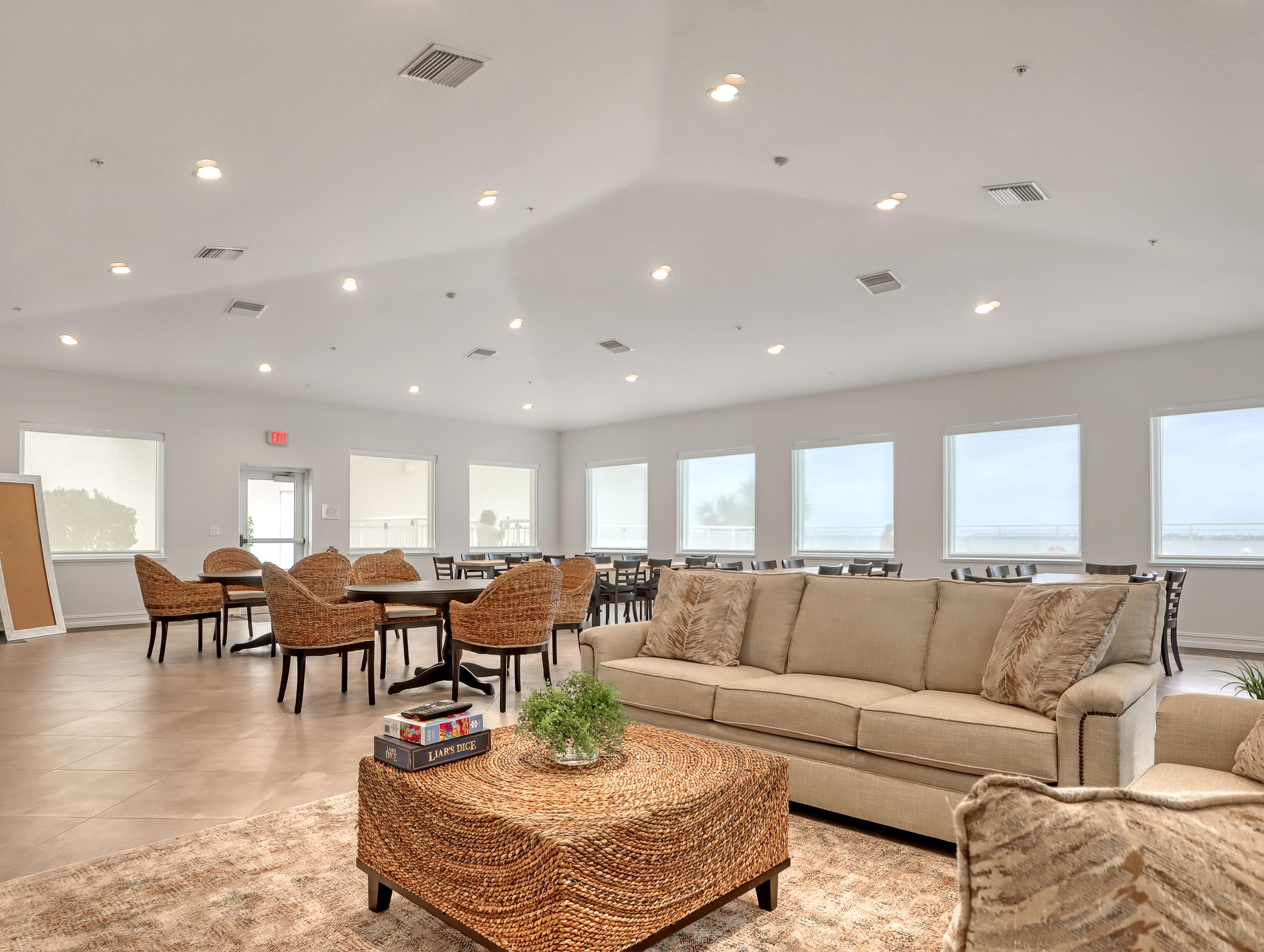 1435 S Harbor City Boulevard 703