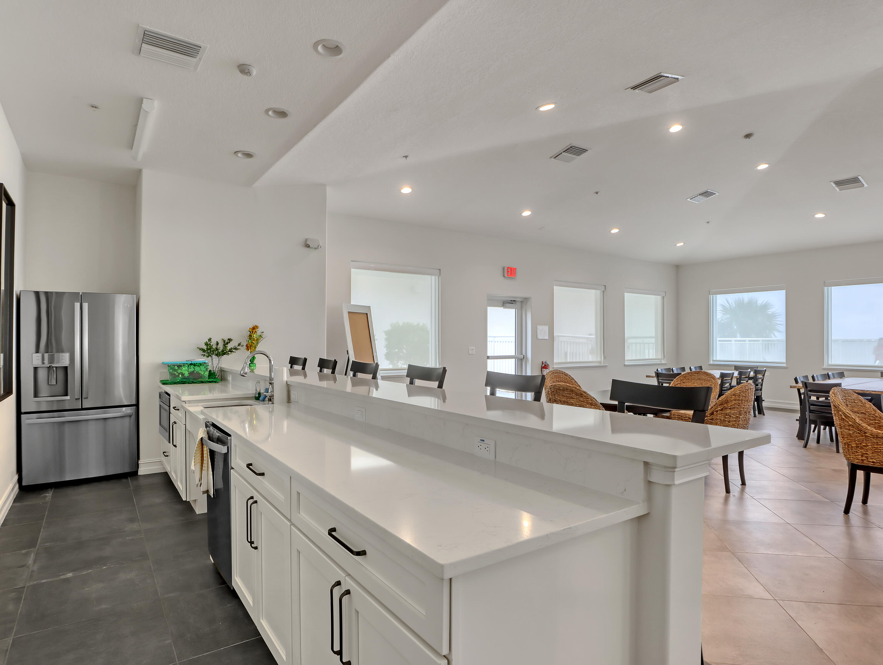 1435 S Harbor City Boulevard 703