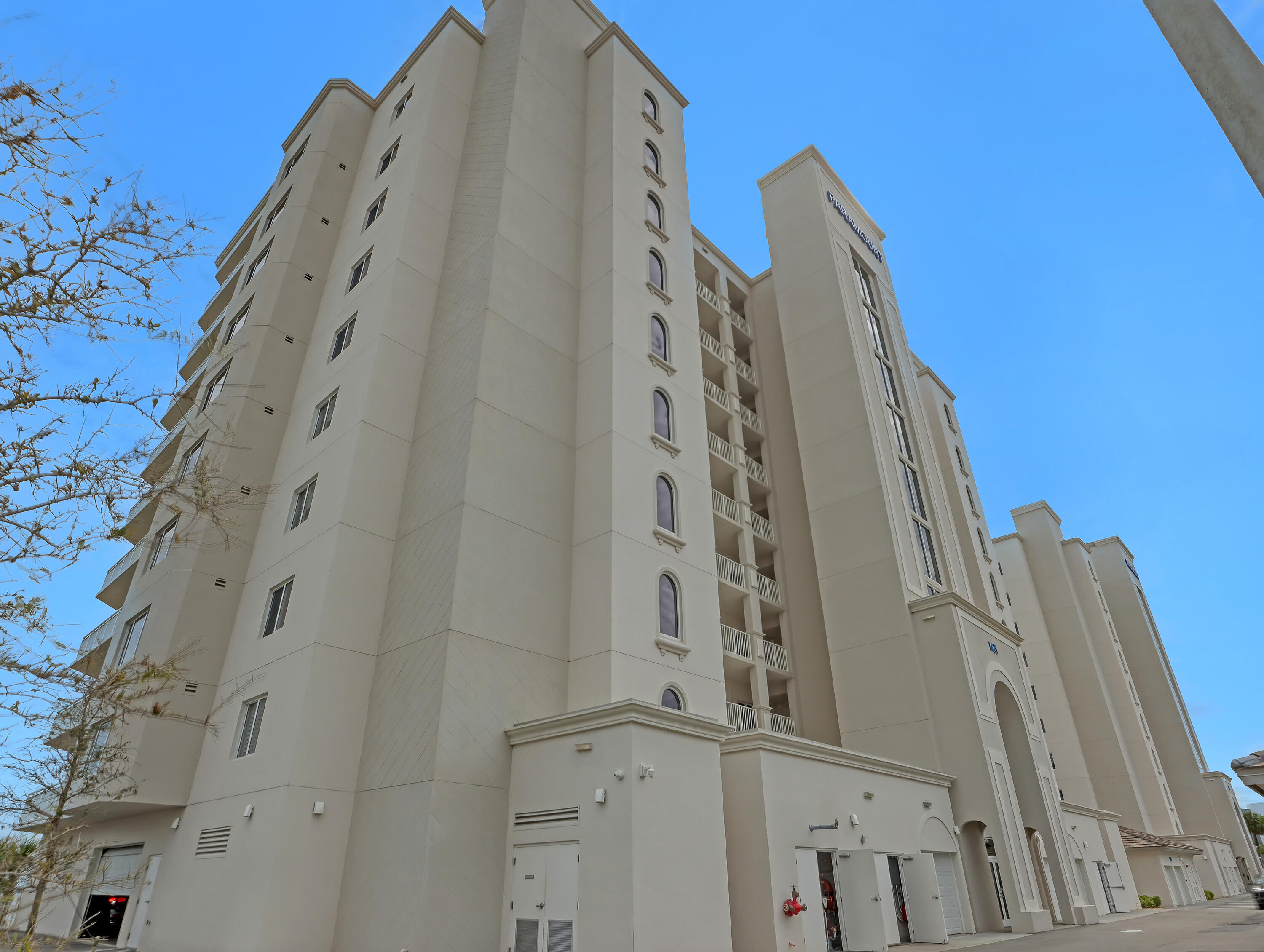 1435 S Harbor City Boulevard 703