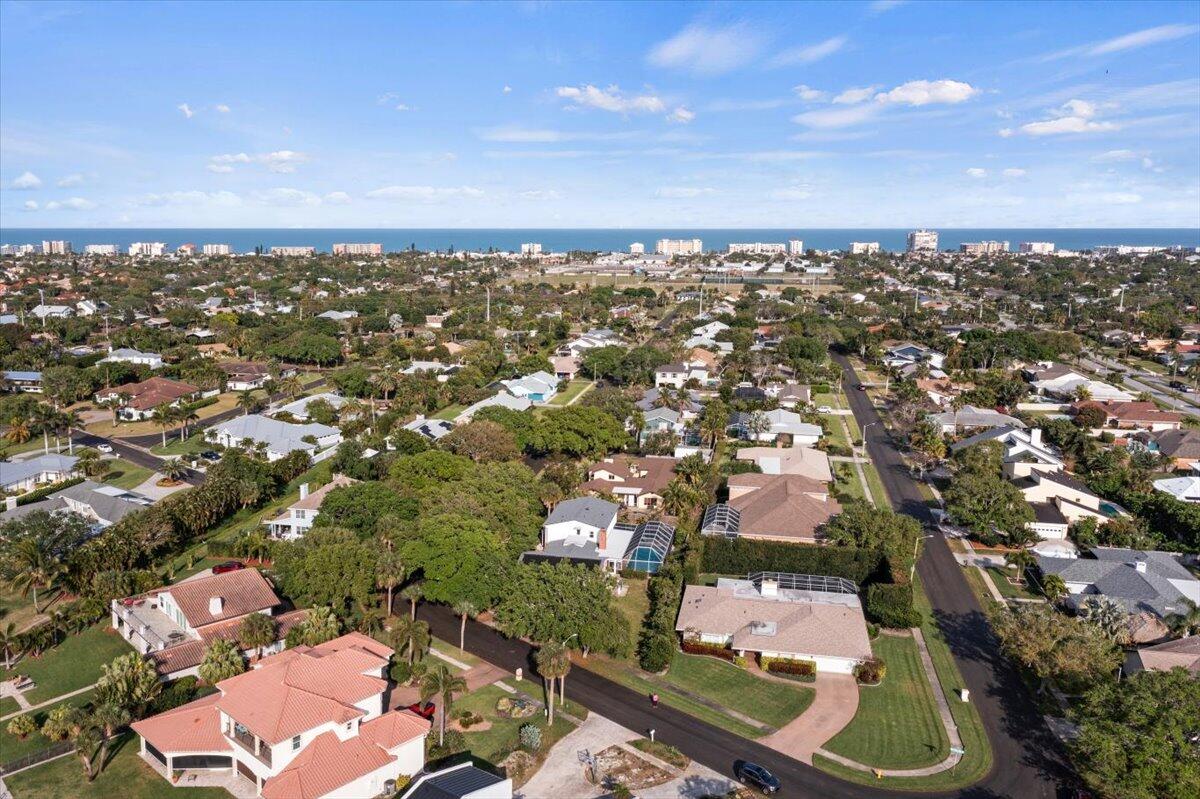 517 N River Oaks Drive