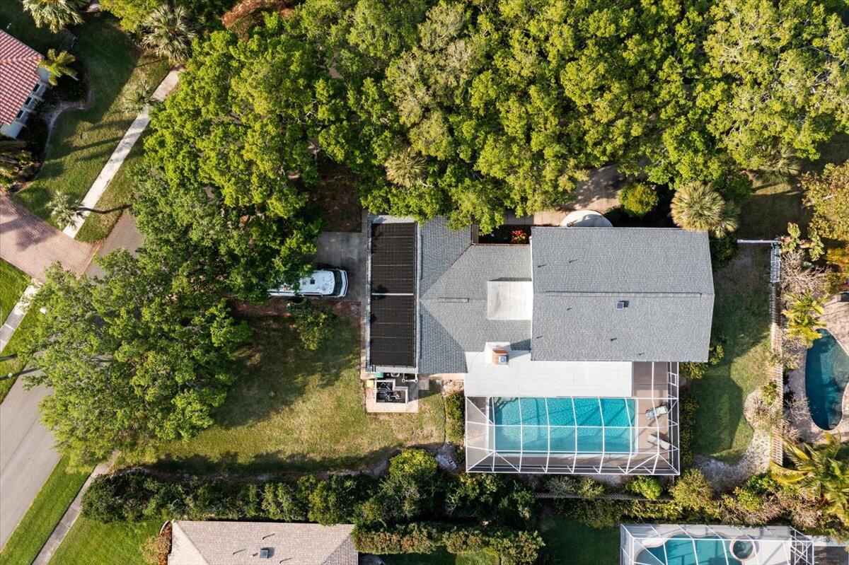 517 N River Oaks Drive