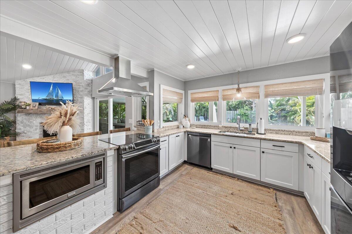 263 Sand Pine Road